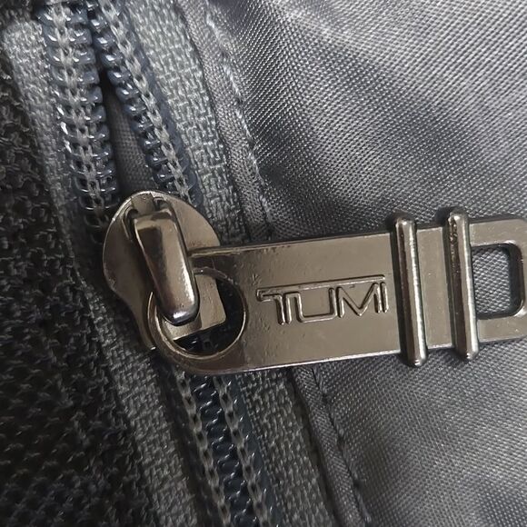 Tumi Ballistic Nylon Black Garment Bag Luggage Travel Suitcase - Picture 8 of 12